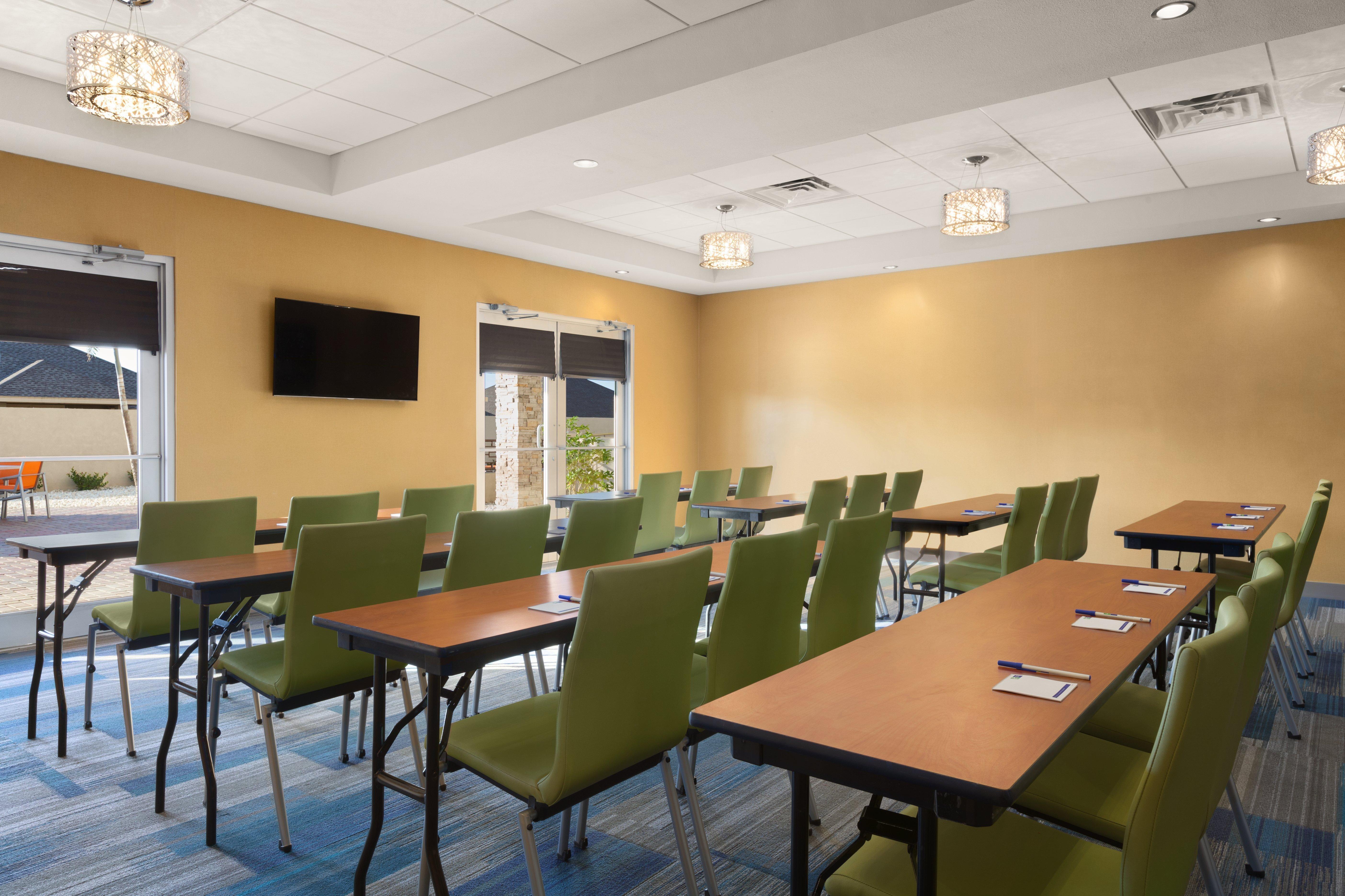 Holiday Inn Express & Suites Edinburg- Mcallen Area By Ihg Eksteriør bilde